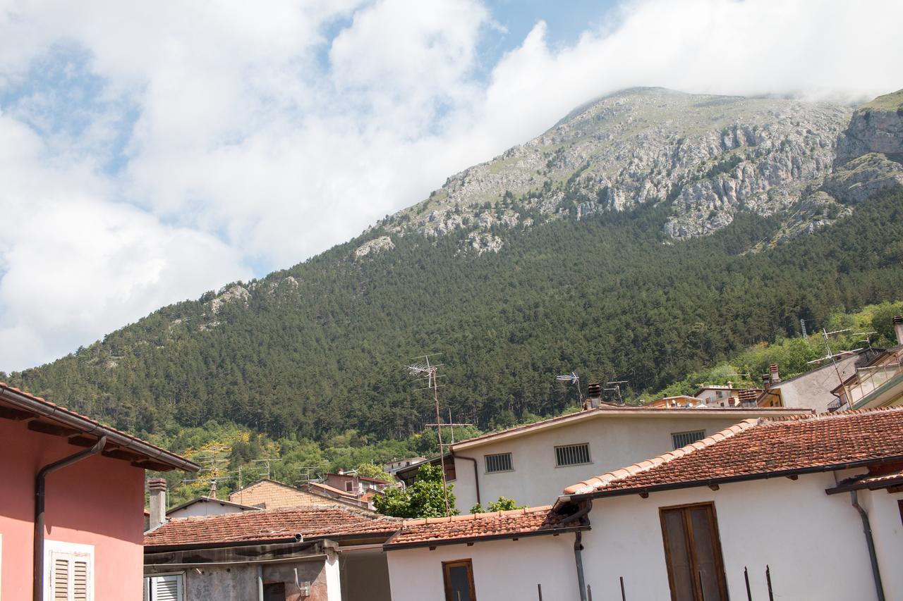 Il Mughetto Bed and Breakfast Celano Buitenkant foto
